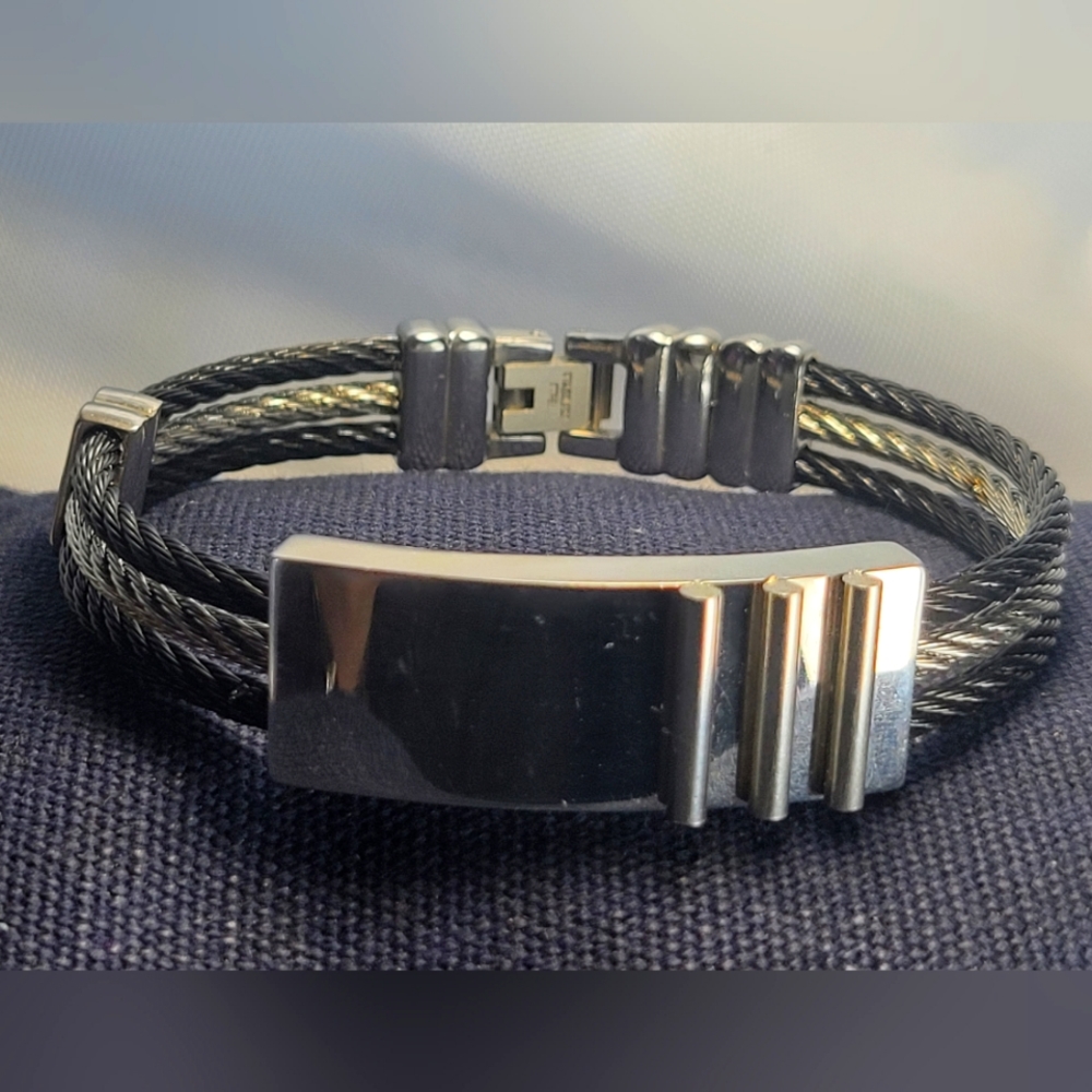 STAINLESS STEEL BRACELET